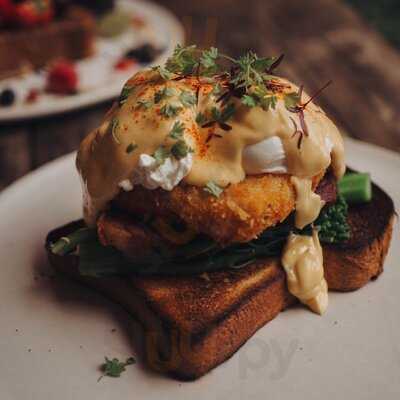 Qube On Bay Espresso Bar