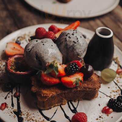 Qube On Bay Espresso Bar