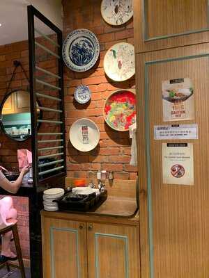 Tina's Noodle Kitchen