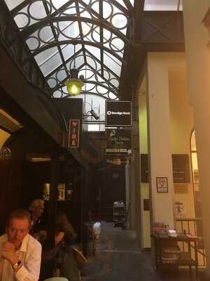 Barbarella Gelato & Wine