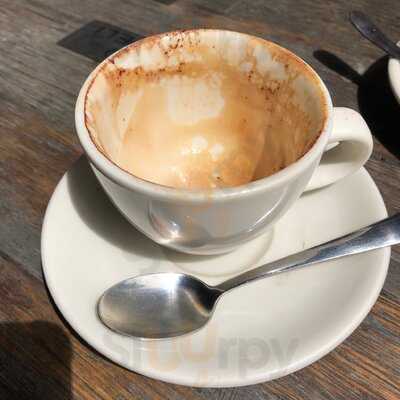 Pickett's Deli & Rotisserie