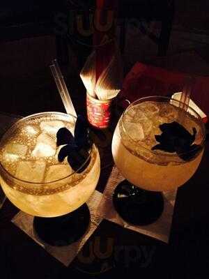 Golden Monkey Lounge Bar