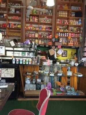 Grigons And Orr Corner Store