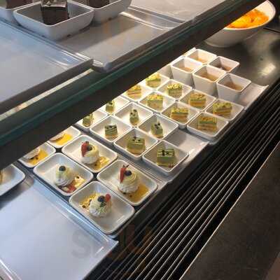 New Quay International Buffet & Bar