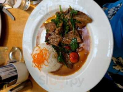 Cellini's Bar Restaurant