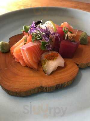 Eis Japanese Restaurant