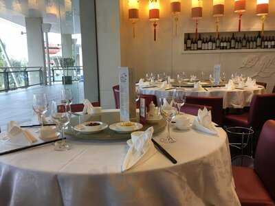 Gold Leaf Restaurant