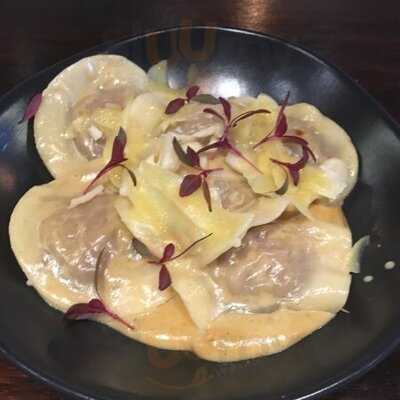 Tu Restaurant And Bar