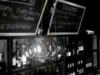 Tu Restaurant And Bar