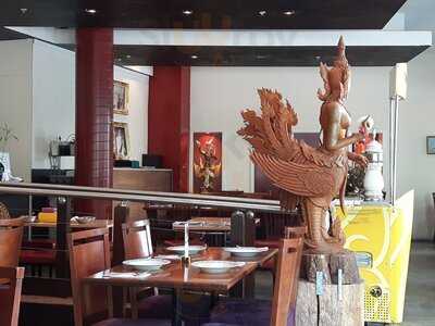 Ginger Leaf Thai Restaurant