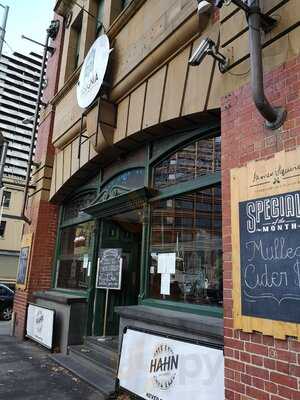 Insignia On Flinders