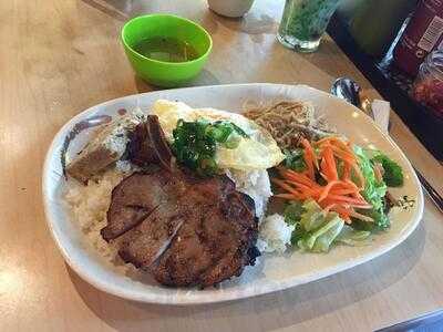 Vietnam Noodle House