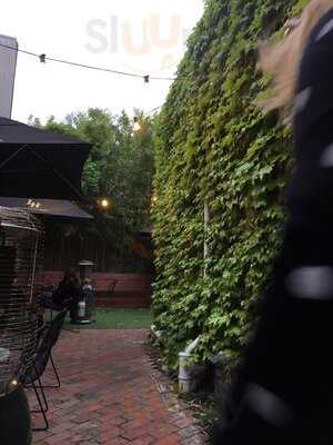 South Press Winehouse