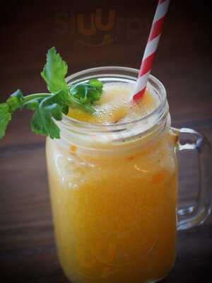 Station St Trading Company