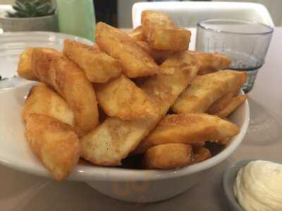 Mr.percival Cafe & Restaurant