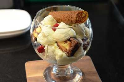 Crown Emporio Restuarant