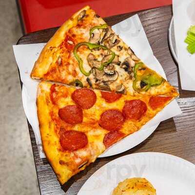 Sal's Authentic New York Pizza