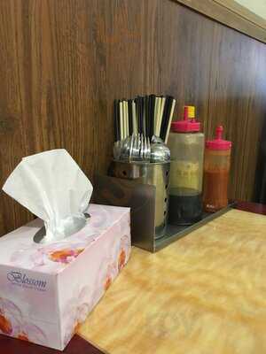 Shanghai Dumpling House