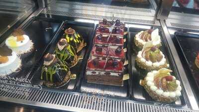 Black Toque Patisserie