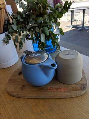 Kuu Cafe + Japanese Kitches