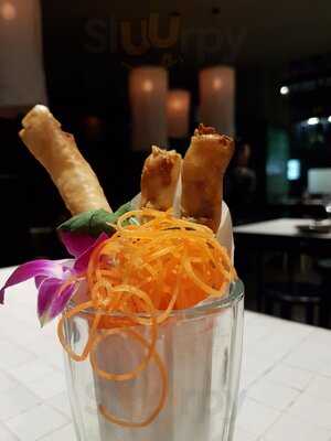 East Bar And Restaurant