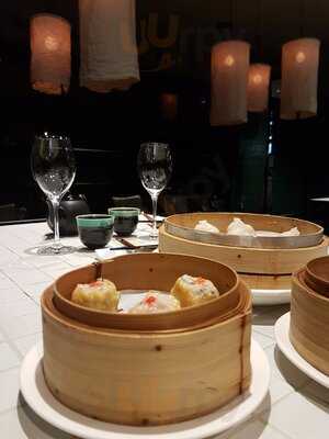 East Bar And Restaurant