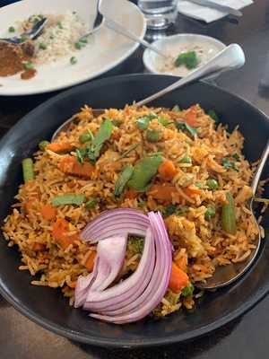 Clove Chill And Grill