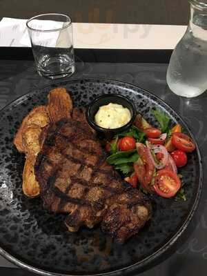 Alibi Kitchen And Bar