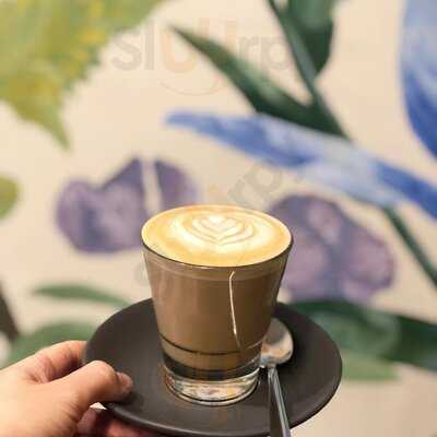 Mallalieu Cafe, Boutique & Artisan Deli