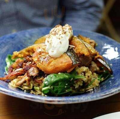 Mallalieu Cafe, Boutique & Artisan Deli