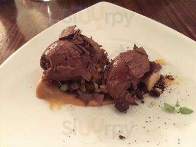 Bluestone Restaurant & Bar