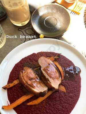 Contact Bar & Kitchen