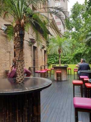 The Carlton Bar, Balcony & Dining Room