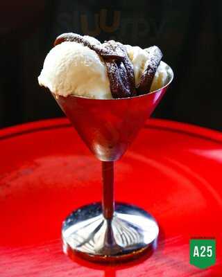 A25 Pizzeria Docklands