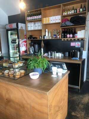 Montague Park Foodstore