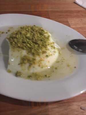 Agraba Lebanese Mezze