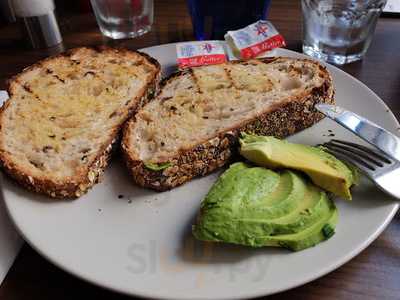 Yuga Cafe And Gallery