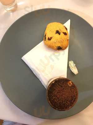 Yuga Cafe And Gallery