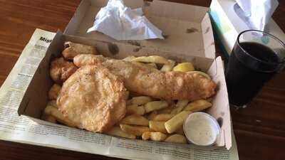 Salt Seafood & Burger Bar