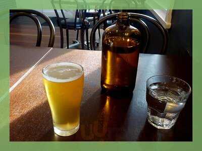 The Montague 1869 - Neighbourhood Eatery