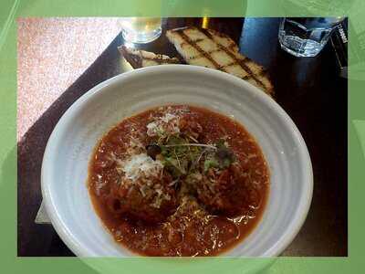 The Montague 1869 - Neighbourhood Eatery