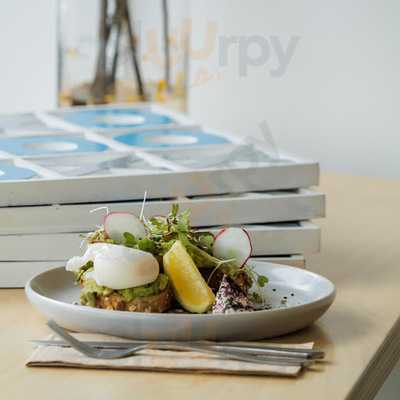 Noughts & Crosses Cafe