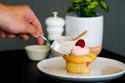 Noughts & Crosses Cafe