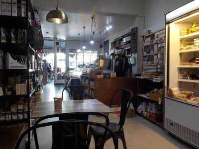 Rathdowne Village Delicatessen