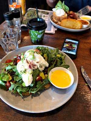 23 Cafe Restaurant Bar