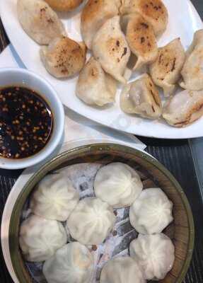 Long Dragon Dumpling House
