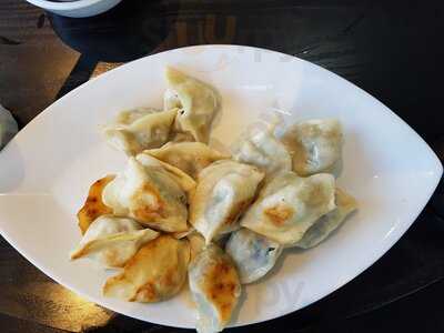 Long Dragon Dumpling House