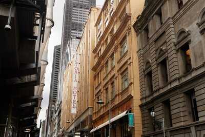 Vic’s Bar & Pool Room