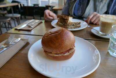 The Queensberry Pour House