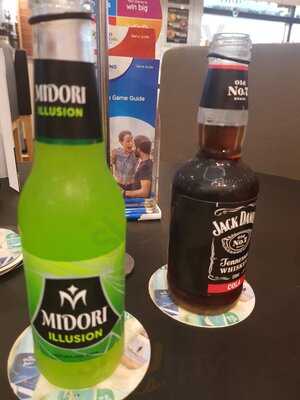 Welcome Stranger Hotel